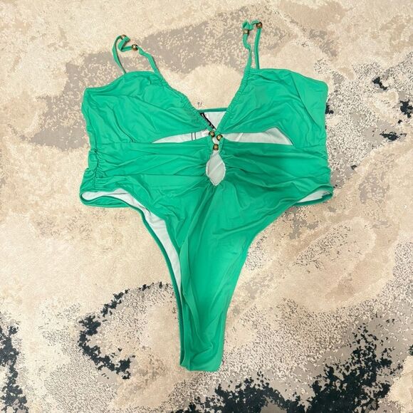 NWT Pretty Little Thing Green Bead Detail Ruched Cut Out Swimsuit Size 24 - Picture 6 of 11